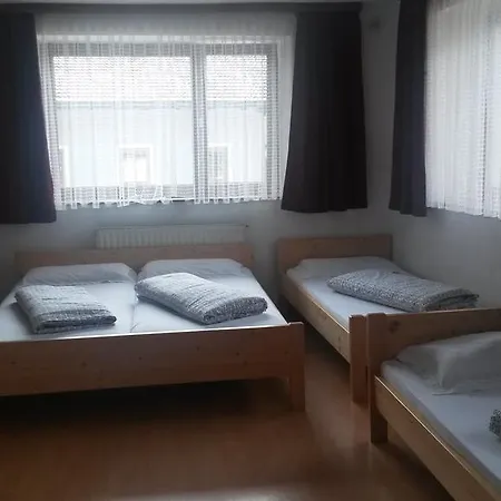 Gassnerwirt בית הארחה